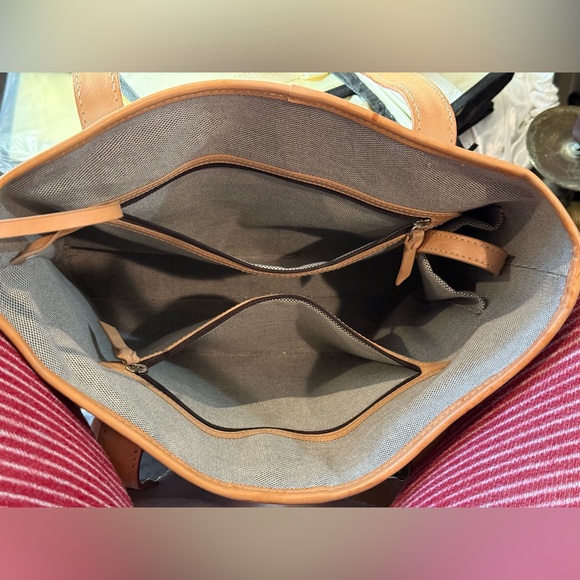 DOONEY & BOURKE Signature Logo Fabric Tote Light Blue H909C Approx 13”L x11.75”H - Picture 5 of 16